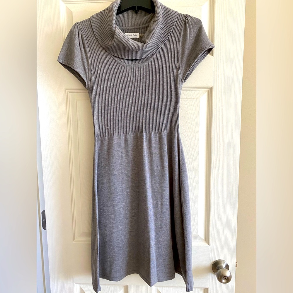 UGC - Calvin Klein grey sweater dress (M)